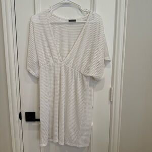 ❤️Jordan Taylor - White Swim Coverup - One Size